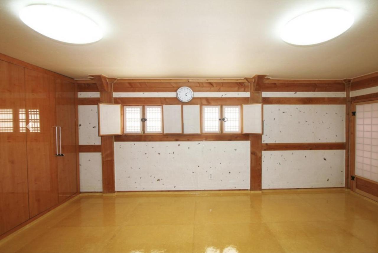 Buyongheon Hotel Jeonju Buitenkant foto